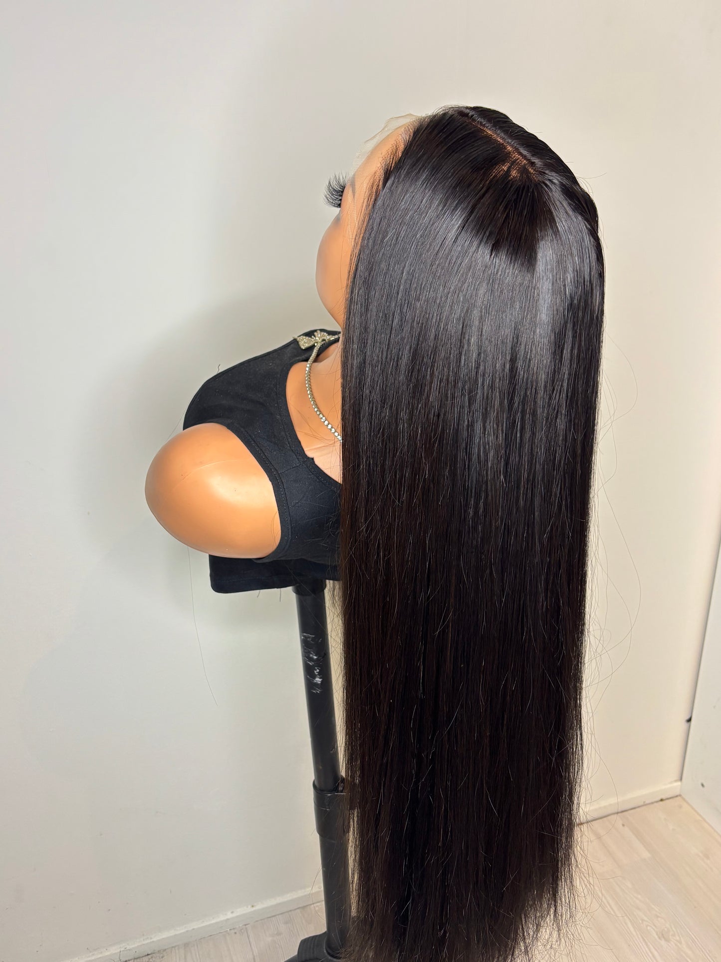 Straight HD Lace Frontal Wig