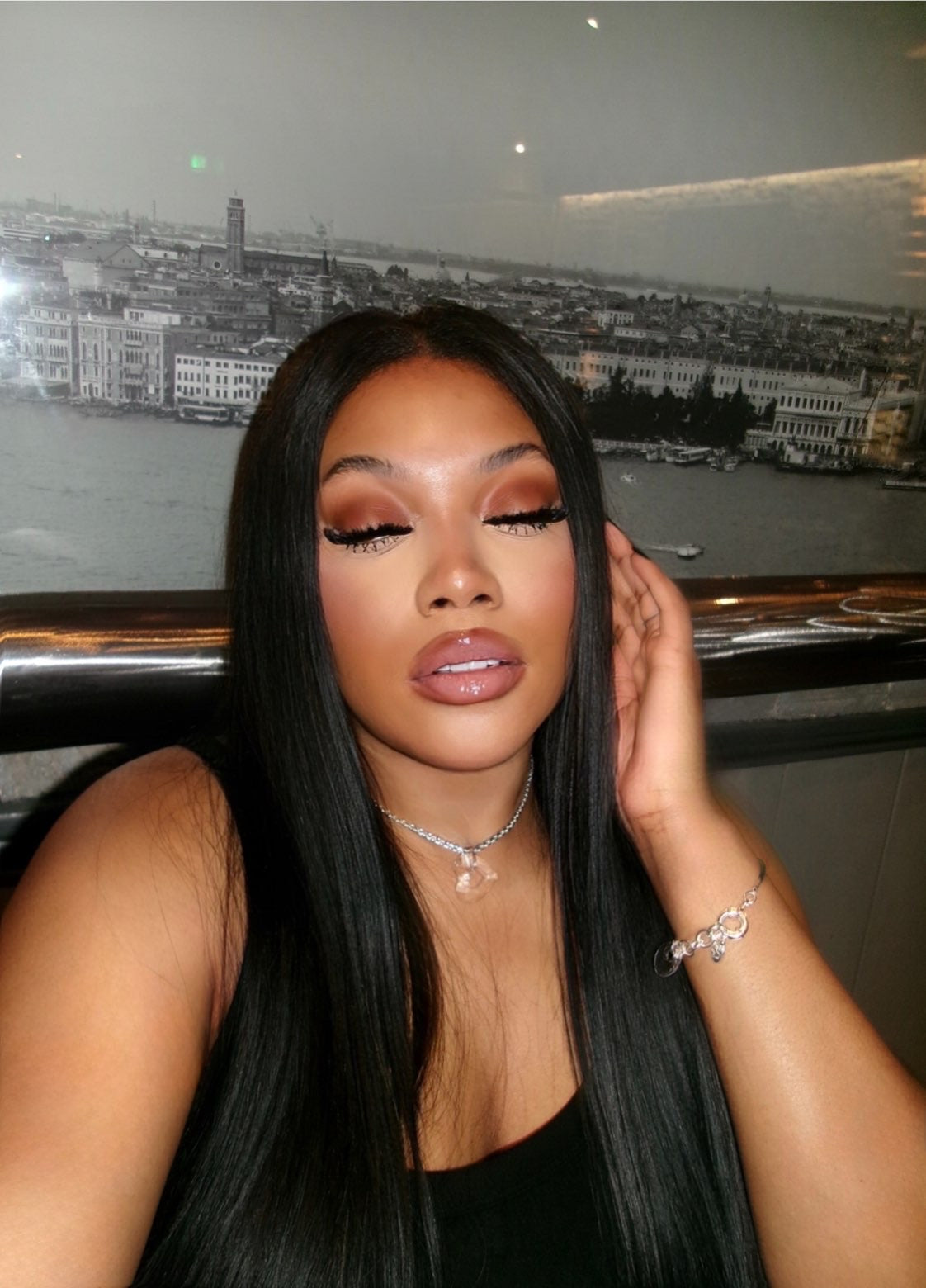 Natural Straight Weave Premium Virgin Extensions